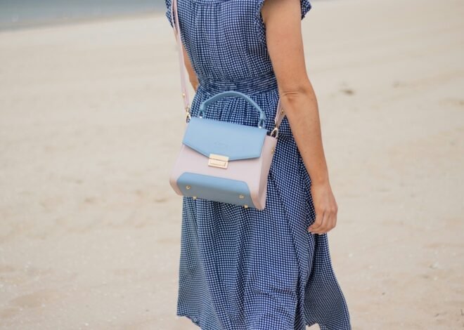 Stay Organized With a Compact Crossbody Bag