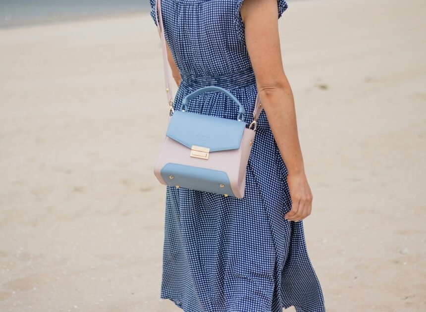 Stay Organized With a Compact Crossbody Bag